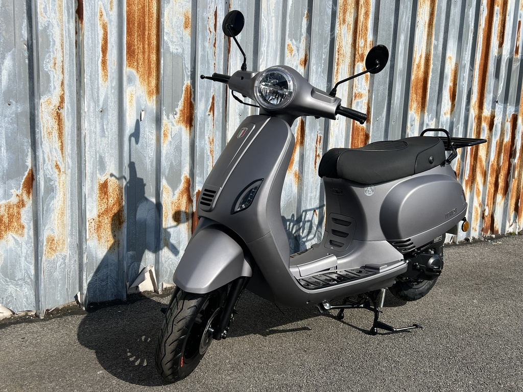 Venesi Retro Scooter Mat Grijs