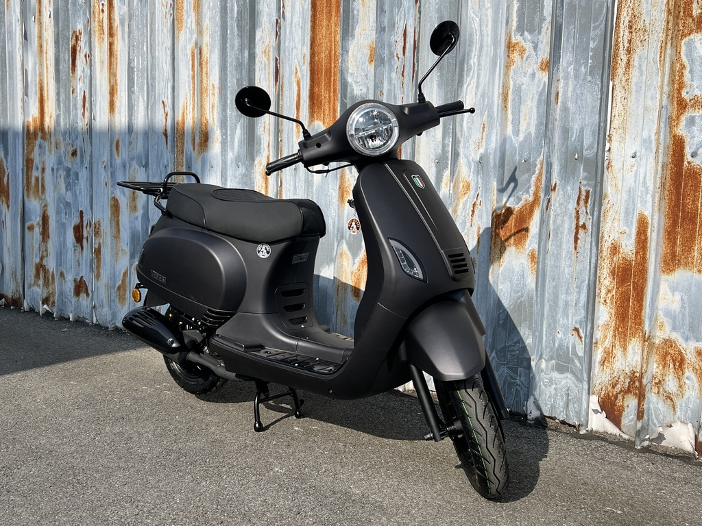 Venesi Retro Scooter Mat Zwart