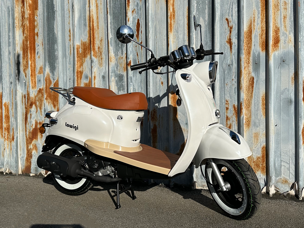 Lowigi Retro Scooter Parelmoer Wit