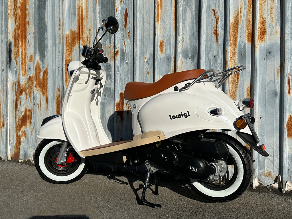 Lowigi Retro Scooter Parelmoer Wit