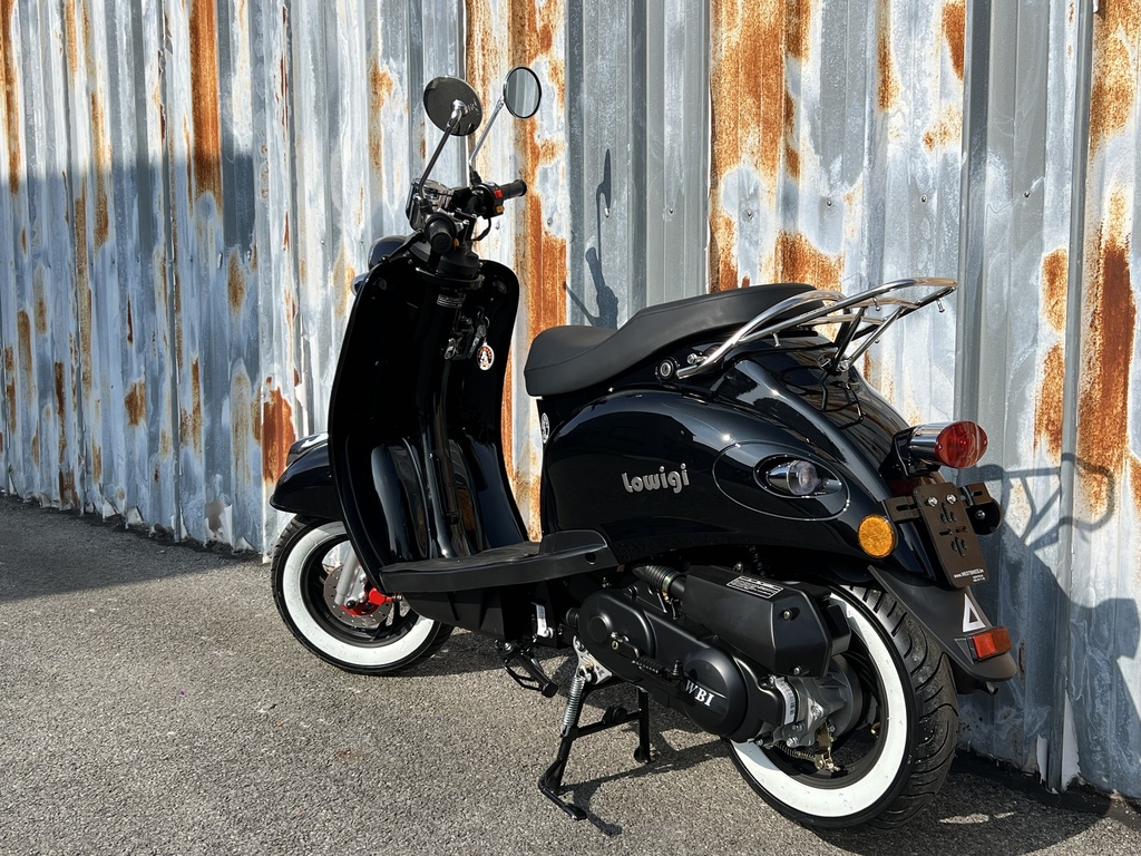 Lowigi Retro Scooter Zwart