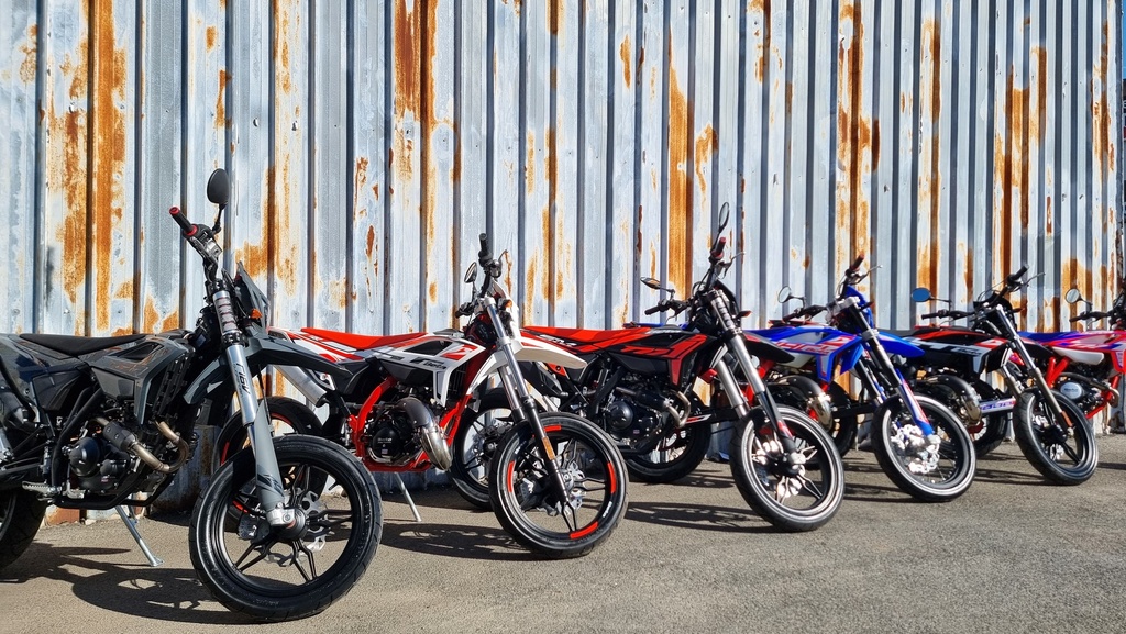 Beta - RR Motard 125 - R - Blue