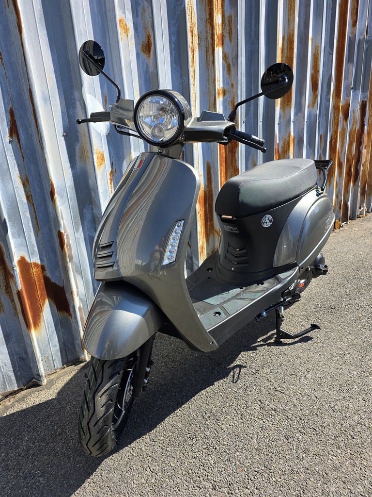 Fly Retro Scooter Donkergrijs