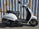 Fly Retro Scooter Wit / Zwart