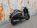 Zoë Retro Scooter Mat Zwart