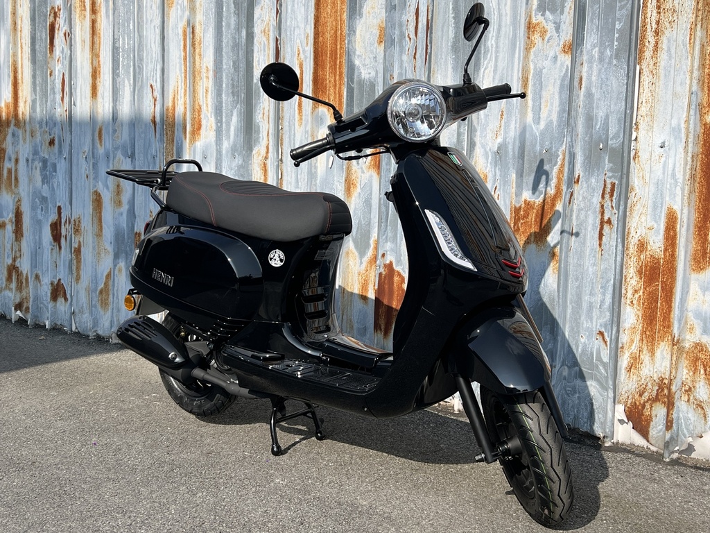 Henri Sport Scooter Blinkend Zwart