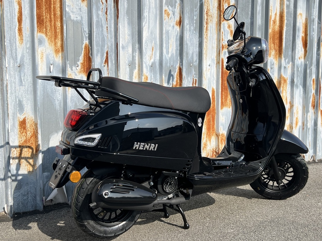 Henri Sport Scooter Blinkend Zwart