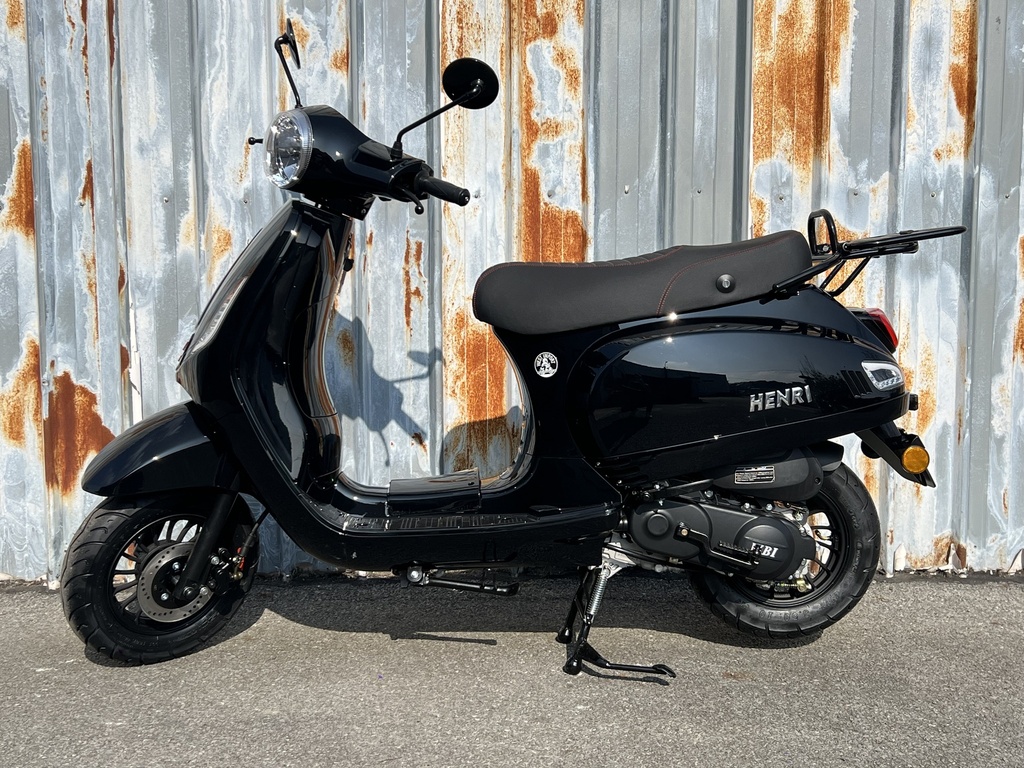 Henri Sport Scooter Blinkend Zwart