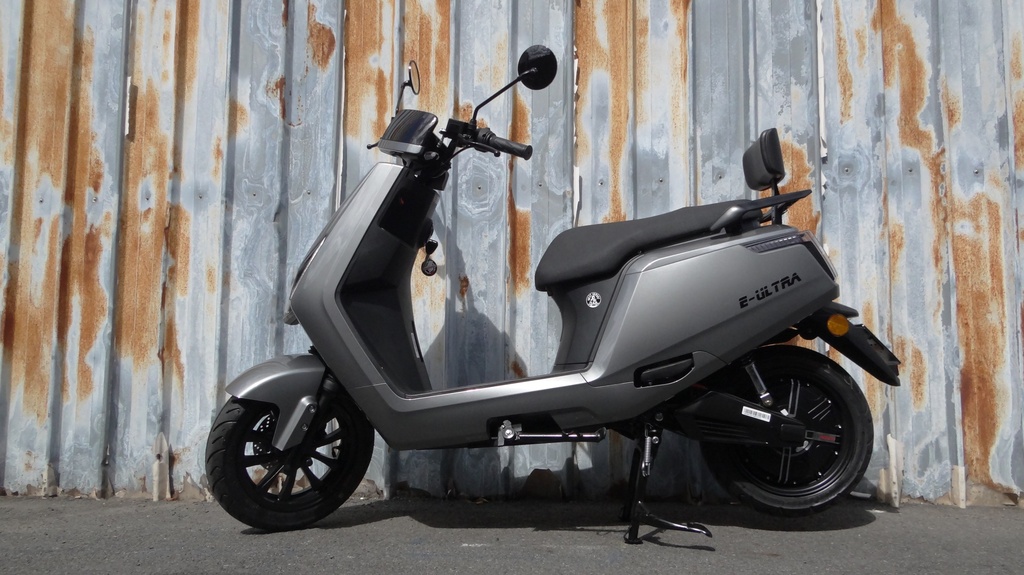 E-Ultra Elektrische Scooter Grijs