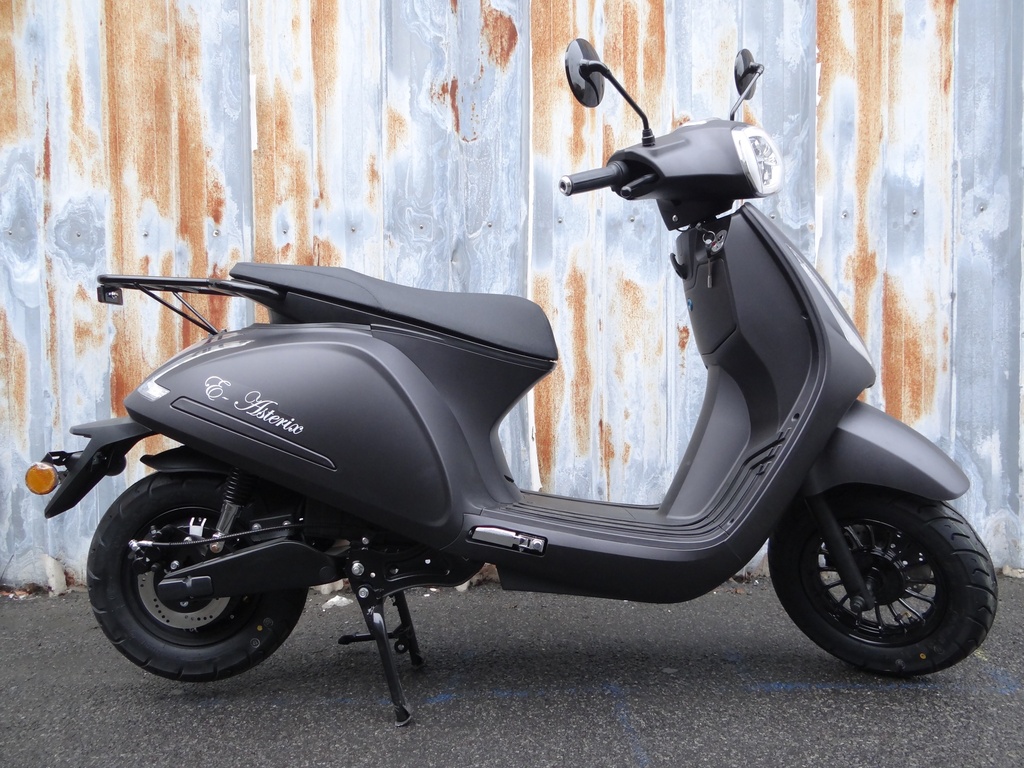 Scooter électrique Noir Matte E-Asterix