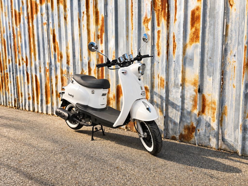 Lowigi Retro Scooter Pearl White