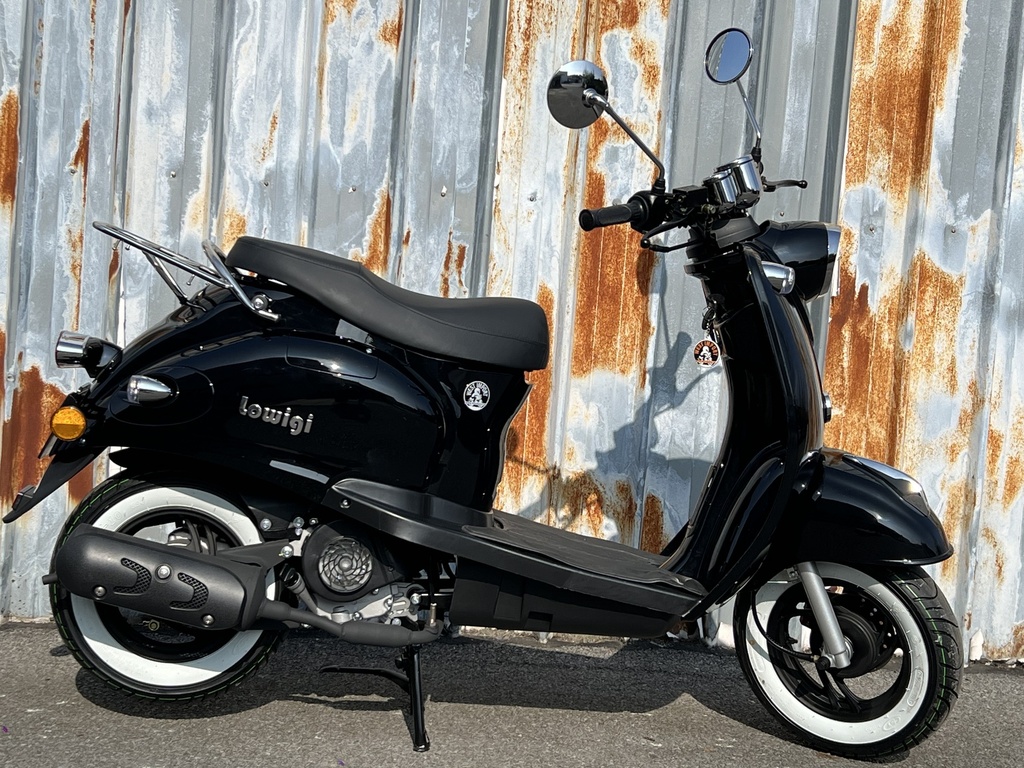 Lowigi Retro Scooter Noir