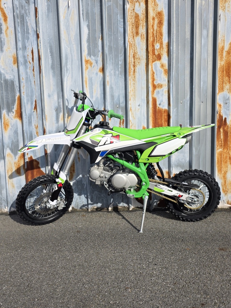 Apollo Thunder 125cc Dirt Bike