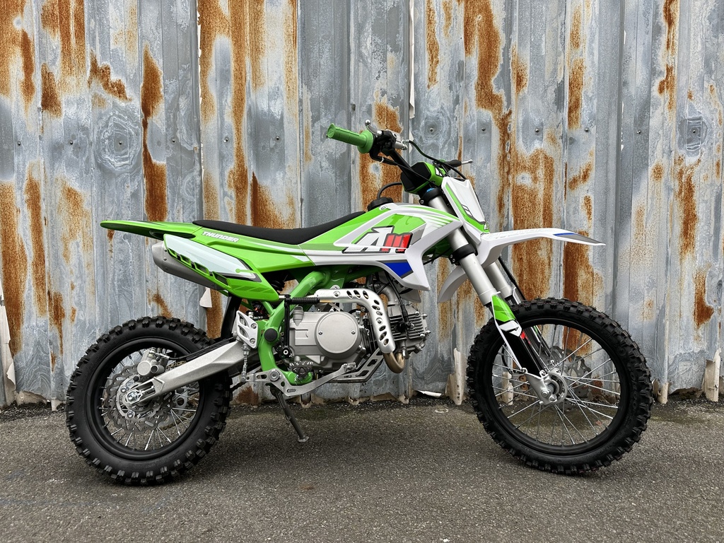 Apollo Thunder 125cc Dirt Bike
