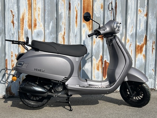 Venesi Retro Scooter Shiny Grey