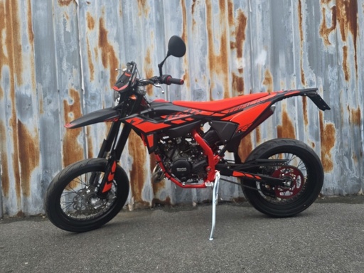 [97] Beta - RR Motard 50 Track – Black