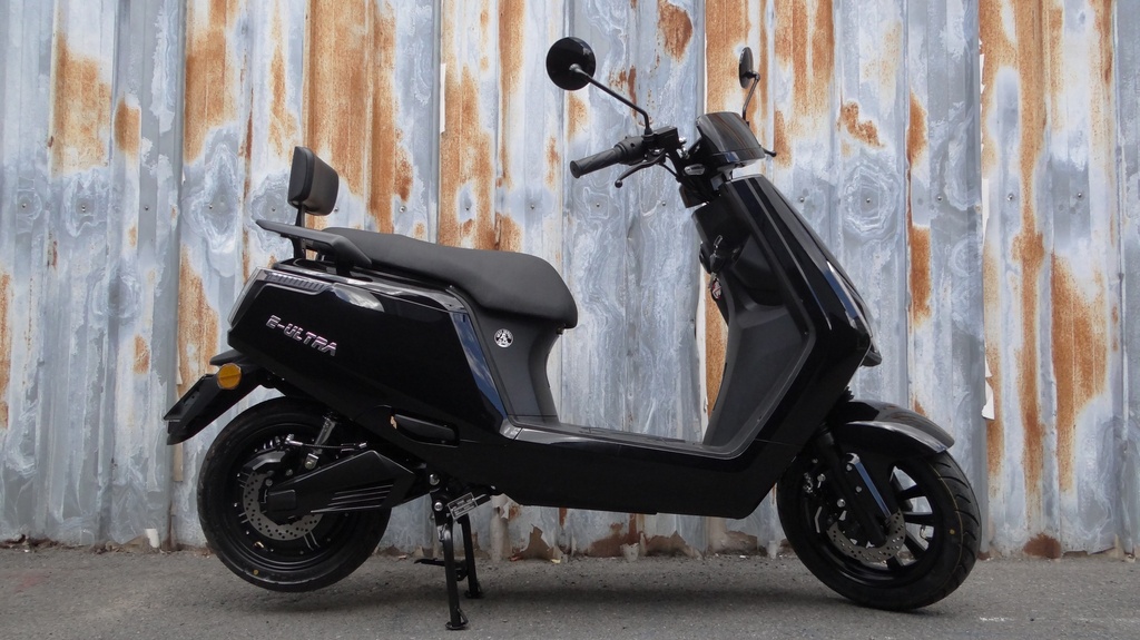 E-Ultra Electric Scooter Black