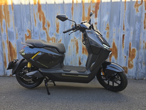 NIU FQiX 150 – Black
